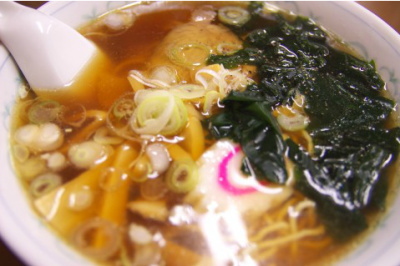 ���{�ŏ��߂ă��[������H�ׂ��̂͒N�H